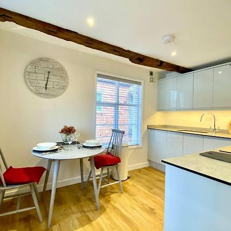 Tilly'S A Perfect Apartment In The Market Town Of Ledbury Extérieur photo