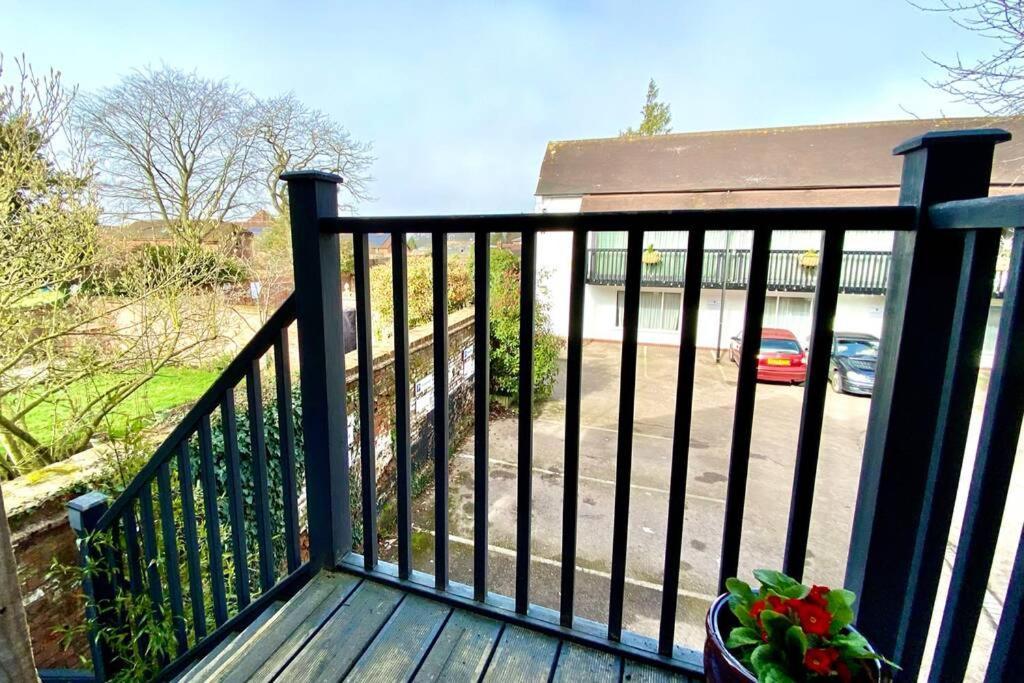 Tilly'S A Perfect Apartment In The Market Town Of Ledbury Extérieur photo